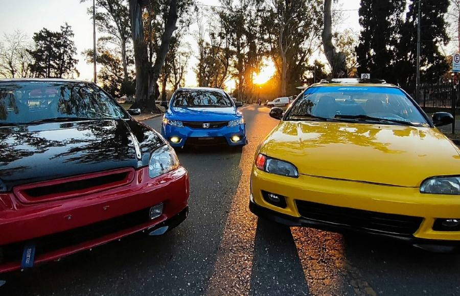 Se viene una gran exposición gratuita de autos clásicos en Plaza Don Bosco